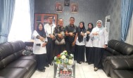 Lanjutkan Tradisi, SMAN 8 Pekanbaru Lepas Siswa Kelas XII Secara Sedehana Saat Upacara