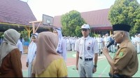 274 Siswa Kelas XII SMAN 7 Pekanbaru Diserahkan ke Orangtua, Suparmi Ucapkan Terima Kasih pada Guru