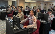 Ipda Vicky Rizky dan Brigadir Jumaidi, Personel Bidhumas Polda Riau Ikuti Pelatihan SiPenmas yang Digelar Mabes Polri