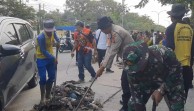 Kapolsek Binawidya, Kompol Nusirwan Pimpin Goro di Pasar Selasa Baru Panam Pekanbaru