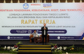 Rektor UIR Jadi Pemateri dalam Raker Membangun Sinergitas PTS LLDIKTI XVII