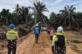 Hadapi Medan Sulit dan Akses Jalan Putus, PLN Terus Kejar Pemulihan Listrik 176 Desa Terisolir di Aceh