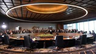 KTT APEC Memanas, Diplomat China Paksa Masuk ke Kantor Menlu PNG