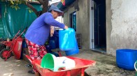 Gerobak Bantuan CSR BRK Syariah yang Mengubah Hari-Hari Karmila di Desa Mengkait Anambas
