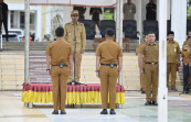 Hari Pertama Kerja, Wabup Rohil Jhony Charles Pimpin Apel Bersama ASN