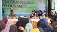 Reses di Rokan Hilir, Anggota DPR RI Iyet Bustami Tampung Aspirasi Warga Bagansiapiapi
