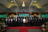 Rektor UIR Resmi Lantik Pejabat Stuktural Periode 2025-2029