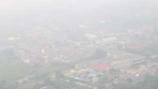 Asap Karhutla Riau Sampai Sumut, Pesawat Batal Mendarat