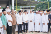 Bupati Rohil Afrizal Sintong Kunjungi Madrasah Suluk Thariqat Naqsyabandiyah Teluk Pulau Hulu