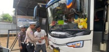 Satlantas Periksa Sejumlah Kendaraan Angkutan Barang yang Masuk ke Kota Tembilahan