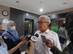 Ketua Komisi II Usir Dirut PT TPM, Di Duga Tidak Dipinjamkan Bus Jadi Penyebabnya !