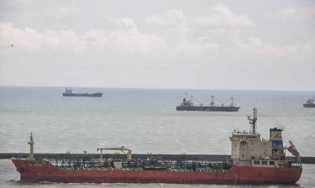 BC Dumai Lepas Tanker MT Dolphin II Berlayar Karena Sudah Sesuai UUD Ke Pabeanan