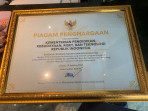 Kemendikbudristek Raih Penghargaan RAN PE Awards 2024 Kategori Program Inovatif dan Berkelanjutan