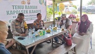 Temu Ramah dengan Masyarakat Telaga Samsam, Kapolsek Kandis Sampaikan Kamtibmas dan Program Green Policing