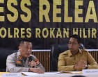 PRESS RELEASE, Kapolres Rohil Respons Cepat Redam Konflik Lahan Rumbia I dan II: Mediasi Kelompok Wanton Siringo Ringo – PT. UTS Berakhir Damai