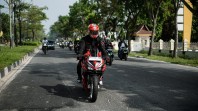 Merdeka itu Berkendara dengan #Cari Aman, Pakai Helm dan Jaket