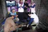 Srikandi PLN Wujudkan Rumah Impian Warga Desa Kuala Dua-Kalbar