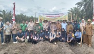 Polsek Kandis Gelar Penanaman Jagung Bersama Kelompok Tani “Garut Mandiri” Dukung Swasembada Pangan