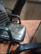 Luar Biasa, Ular Sanca Berdiam di Kursi Ruangan DPRD Pekanbaru lantai 2