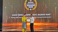 BRK Syariah Tanjungpinang Pamedan Raih Penghargaan “Bank dengan Komitmen Pelayanan Kelembagaan Terbaik Terhadap Zakat” pada Baznas Awards 2025