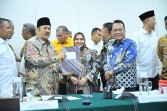 Bupati Bistamam Audiensi bersama Menteri Investasi, Potensi Kopra dan Keladi Ungu Rohil di Lirik
