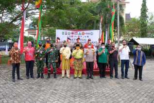 Masyarakat Apresiasi Pejuang Pemadam Karhutla Riau