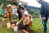 Dana Revitalisasi Rp 3,9 Miliar, Kepala SMKN 6 Pekanbaru Letakan Baru Pertama Dimulainya Pembangunan