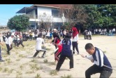 Ribuan Siswa SMAN 8 Pekanbaru Ikut Serta Rayakan HUT RI ke 80 dengan  7 Perlombaan Rakyat