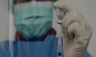 WHO: Vaksin tak akan Cukup Hentikan Pandemi