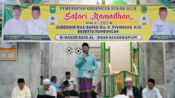 Didampingi Wabup Rohil, Gubernur Riau Laksanakan Safari Ramadhan di Masjid Raya Al-ikhsan Bagansiapiapi