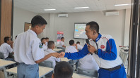 Capella Honda Edukasi  Danger Prediction ke Puluhan Siswa SMKN 5 Pekanbaru dan Jurnalis