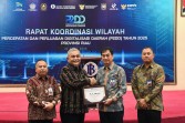 BRK Syariah Berperan Aktif dalam Akselerasi Digitalisasi Keuangan Daerah, BI Riau Beri Penghargaan