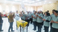 Ketua PBVSI Riau Burhanudin Husin Lantik Pengurus PBVSI Rohil Periode 2024-2028