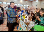 120 Stan Warnai Bazar Wirausaha Muda FKIP Unri, Dekan: Jiwa Kewirausahaan Perlu Ditanam Kepada Mahasiswa