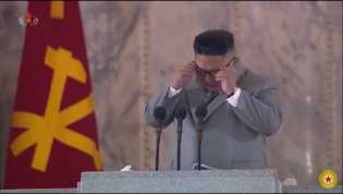 Kim Jong Un Menangis dan Minta Maaf di Depan Umum, Akui Korut Sedang Sulit
