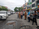 Komisi I Sidak IPAL, Doni Saputra : Jalan Rusak Tidak Di Perbaiki Siap Lapor ke Pihak Berwajib !