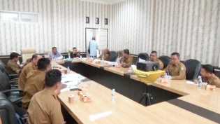 Komisi B DPRD Rohil Gelar RDP Bersama Bapenda dan Disperindagsar Bahas PAD