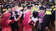 Wisuda Unilak: Perpaduan Budaya yang Memukau, Bukti Nyata Kampus Multikultural