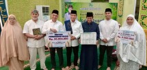 Safari Ramadhan di Masjid Paripurna Nurul Ibadah Anggota DPR RI Achmad Salurkan Bantuan 50 Juta
