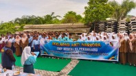 Sosialisasi Bersama BNN, Ratusan Siswa SMPN 51 Pekanbaru Antusias Deklarasi Perang Melawan Narkoba