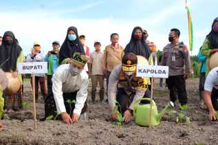 Polda Riau Lounching Program Jaga Kampung di Tengah Pandemi Corona