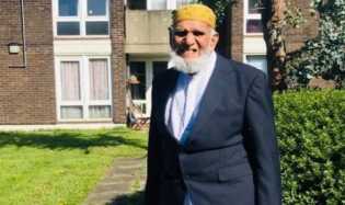 Pria Muslim 100 Tahun Terima Penghargaan dari Ratu Inggris