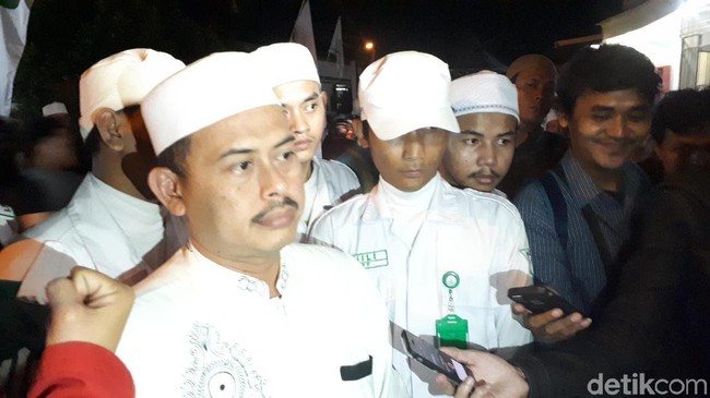 PA 212 Akan Jelaskan Pertemuan dengan Jokowi Besok