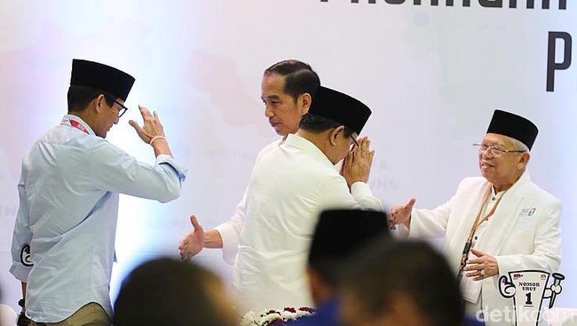 'Kesepakatan' Jokowi-Sandi Soal Bermedsos dengan Moral Tinggi