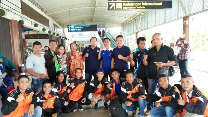 Kejurnas Tinju Elite di Babel,  Dua Petinju Riau Melaju ke babak Selanjutnya