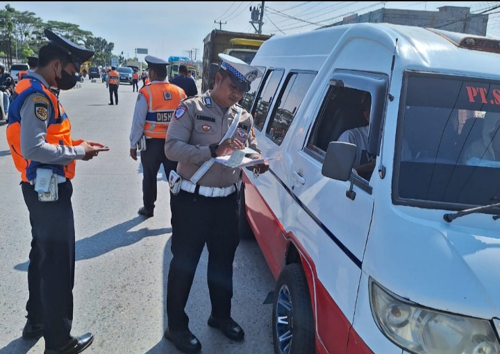 Jelang Operasi Ketupat Ditlantas Polda Riau Bersama Instansi Terkait Gelar Penertiban Kendaraan Odol dan Travel Gelap