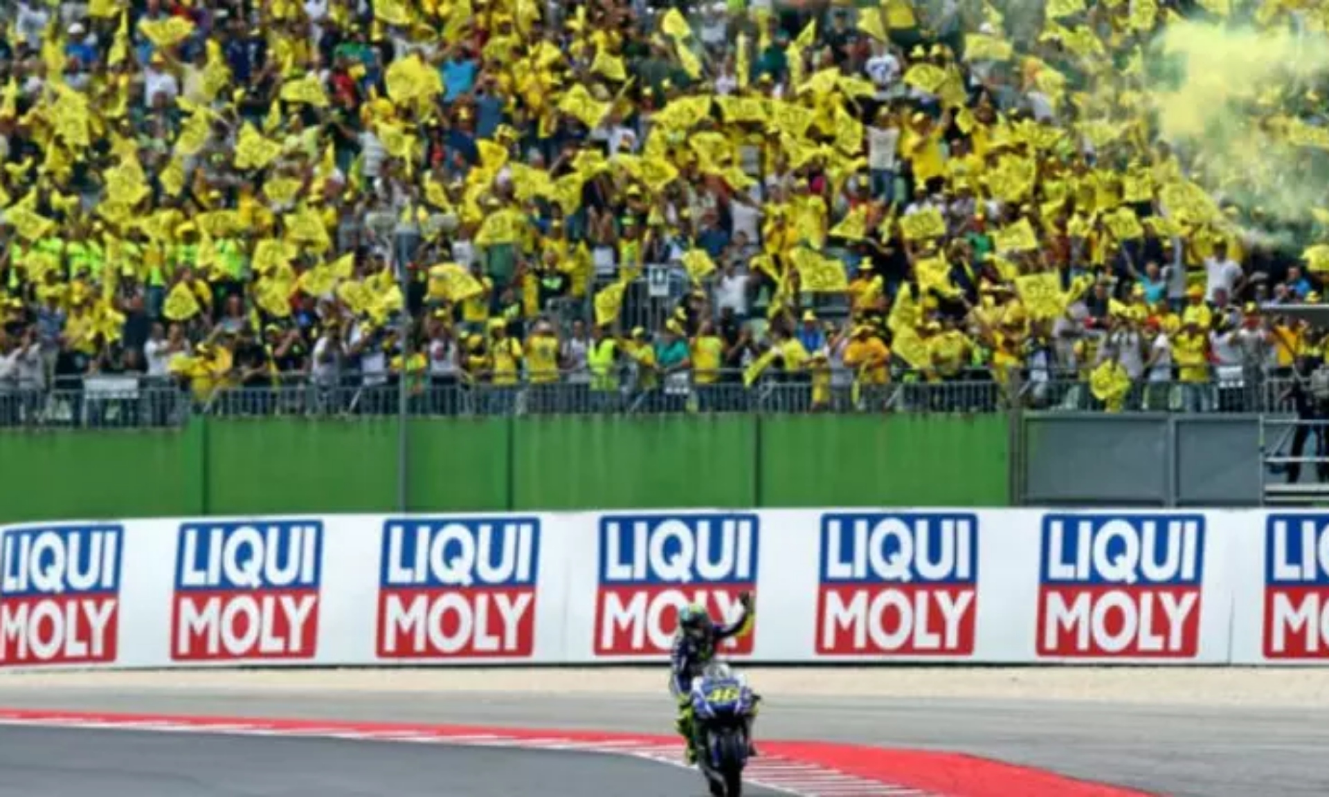 Kerap Ejek Marquez, Penggemar Valentino Rossi Dinasihati Mantan Pembalap