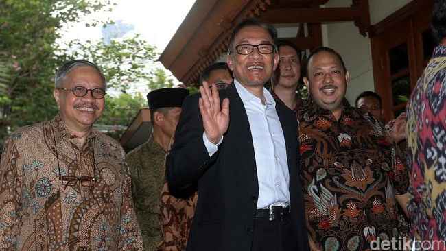 Saksikan Blak blakan Anwar Ibrahim: Mengapa Tidak Dendam