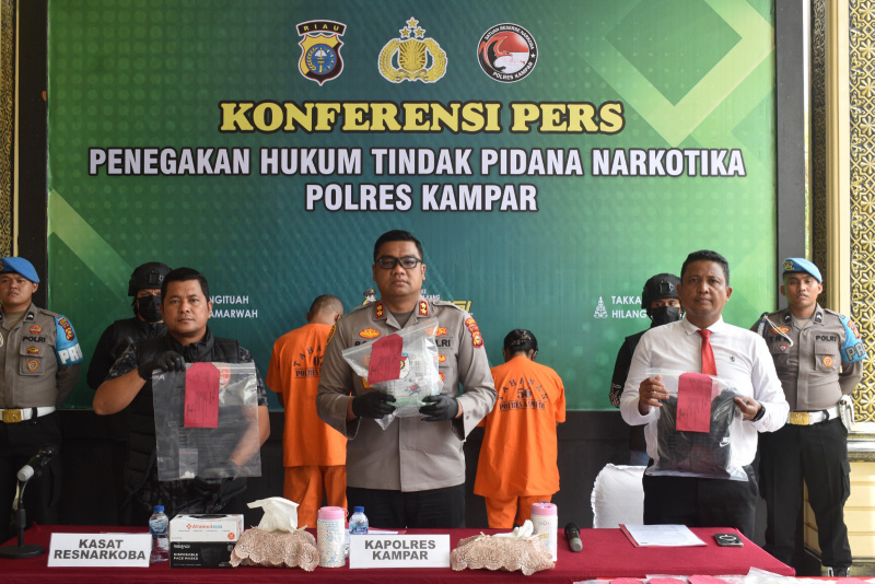 Kapolres Kampar Sampaikan Pengungkapan Jaringan Satu Kilogram Sabu