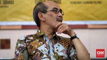 Faisal Basri Sebut Ekonomi Jokowi Macam 'Parkir Bus' Mourinho